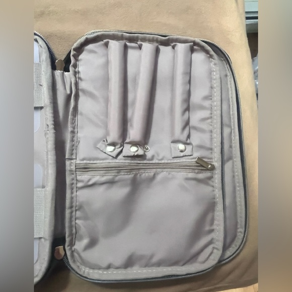 Bagsmart Brand Travel Bag, NWT - Picture 5 of 10